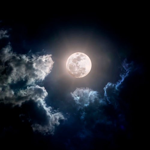 porque soñé con la luna llena